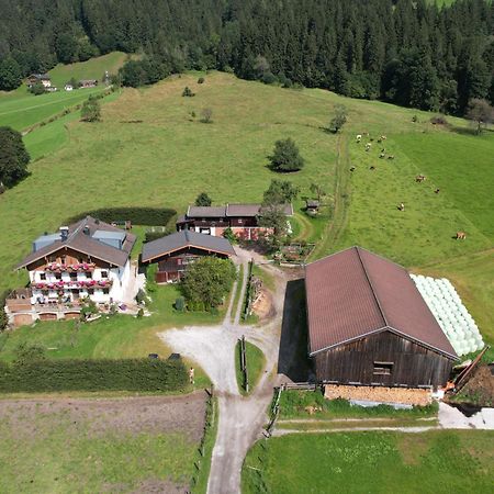 Ferienwohnungen Behamhof Нойкірхен-ам-Гросфенедігер Екстер'єр фото